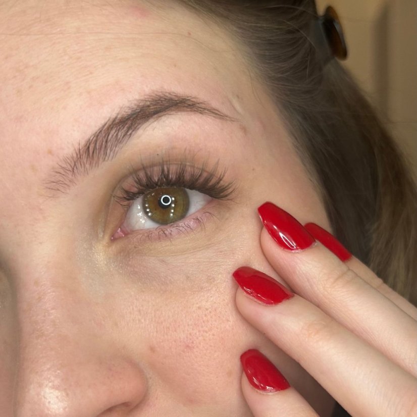 GloryStyles Samolepící segmentové řasy BROWN 01